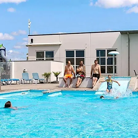 6 Person In פאבורג
